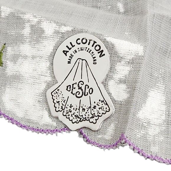 VTG HANKIE FLORAL EMBROIDERED PURPLE SCALLOPED EDGE FLOWERS WEDDING POCKET SCARF - Picture 3 of 4